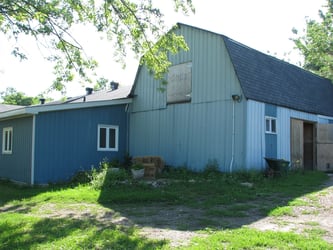 Barn
